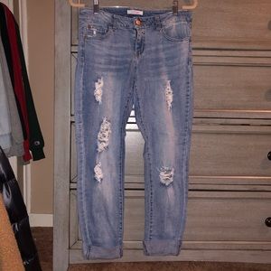 Refuge distressed jeans
